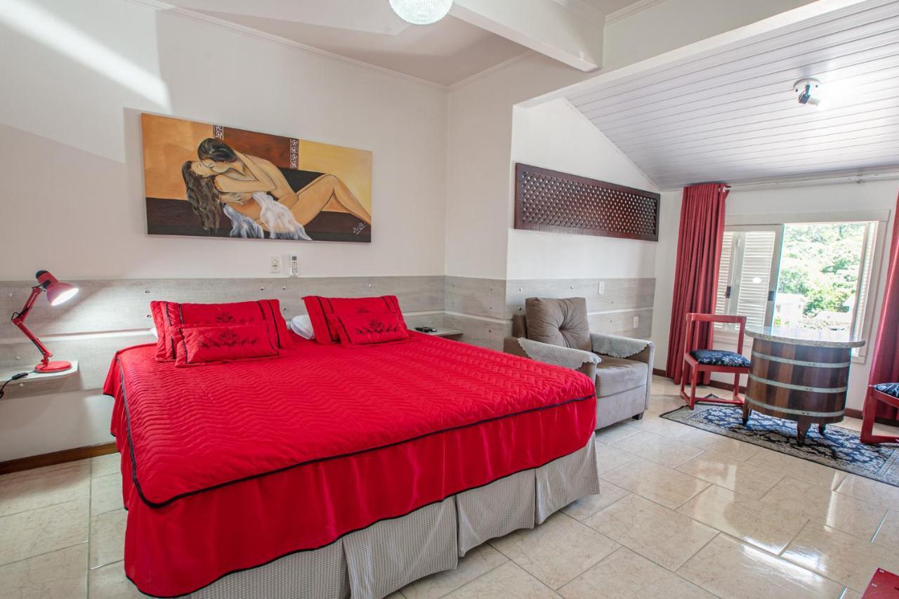 Hotel Pousada Casa Tasca Бенту-Гонсалвис Экстерьер фото